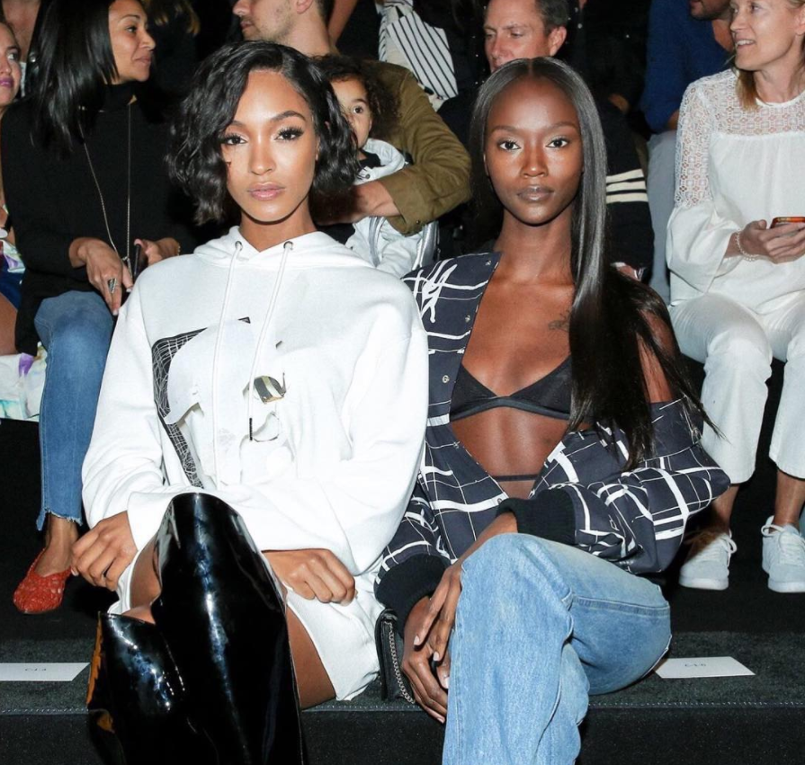 10 Epic Off-Duty Black Model Moments At New York Fashion Week
